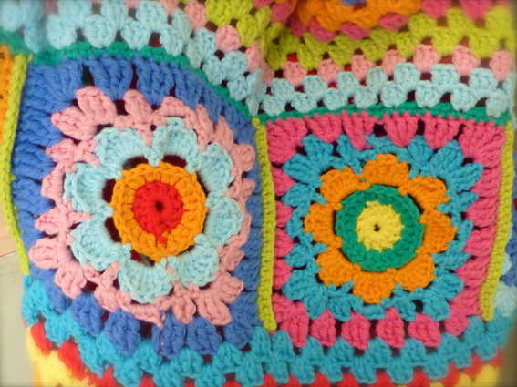 Granny square flowers small